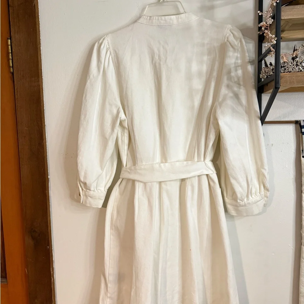 White Button-Up Dress with Belt - Picture 2 of 6